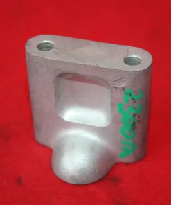 Supporto su blocco motore