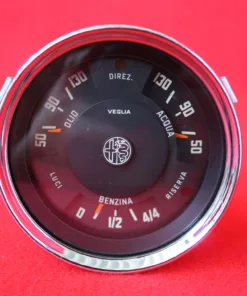 Apparecchio combinato temperatura acqua, olio e livello benzina