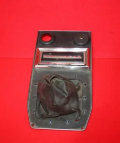 Posacenere e parte inferiore mobiletto