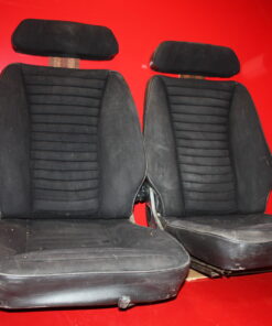 Sedile anteriore destro e sinistro