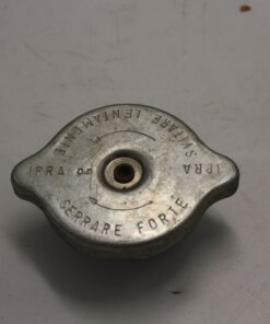 Tappo per rifornimento acqua radiatore